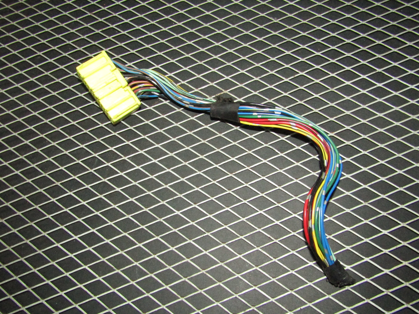 94 95 96 97 Mitsubishi 3000GT OEM Cruise Control Module Computer Pigtail Harness