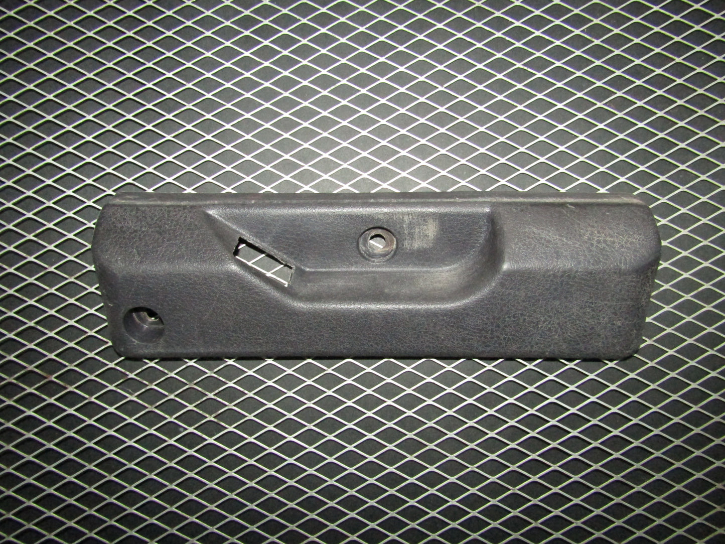 94 95 96 97 Mitsubishi 3000GT OEM Trunk Gas Door Release Cover Trim