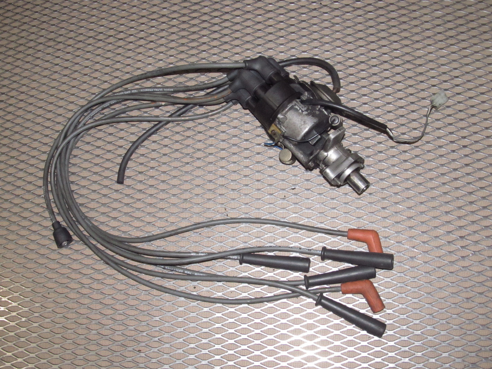 74 75 76 77 78 Datsun 260z 280z OEM Ignition Distributor