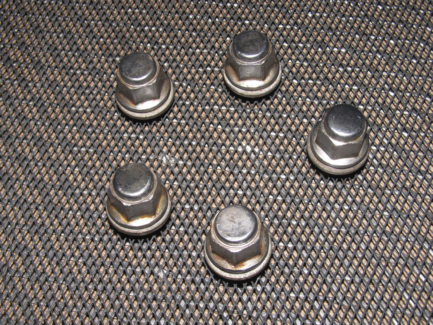 91 92 93 Dodge Stealth OEM Rear Wheel Hub & Bearing