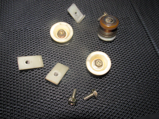 94 95 96 97 Mazda Miata OEM Door Window Roller & Clips - Left
