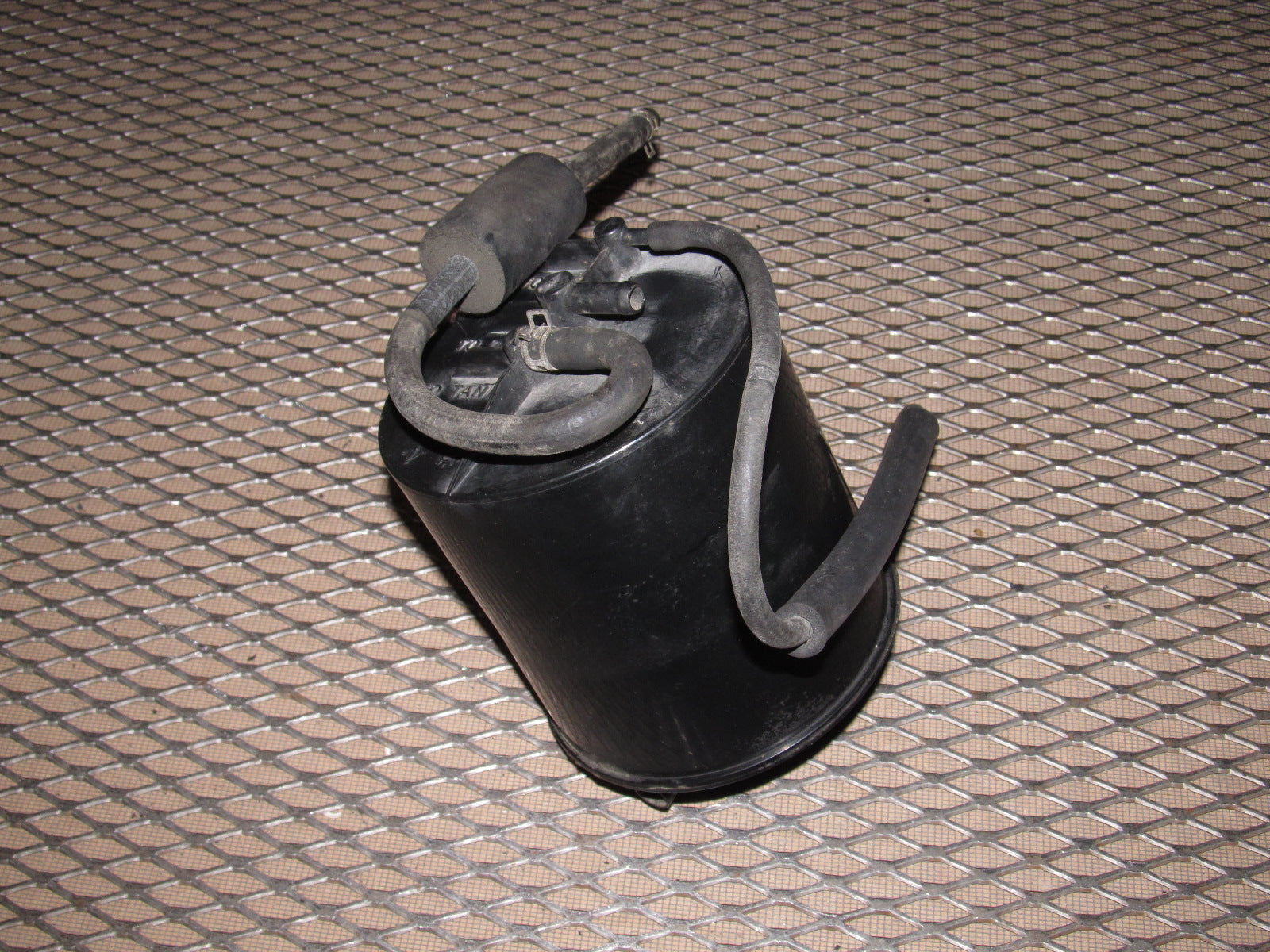 91 92 93 Dodge Stealth OEM Emission Charcoal Evap Canister Tank