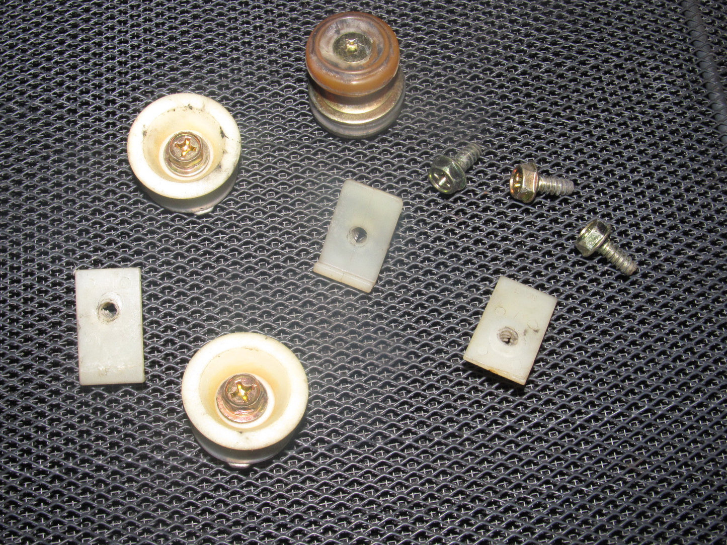 94 95 96 97 Mazda Miata OEM Door Window Roller & Clips - Right