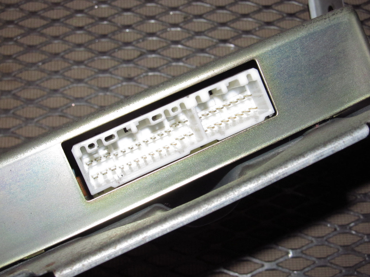 94 95 96 97 Mitsubishi 3000GT OEM A/T Transmission Computer - MD759739