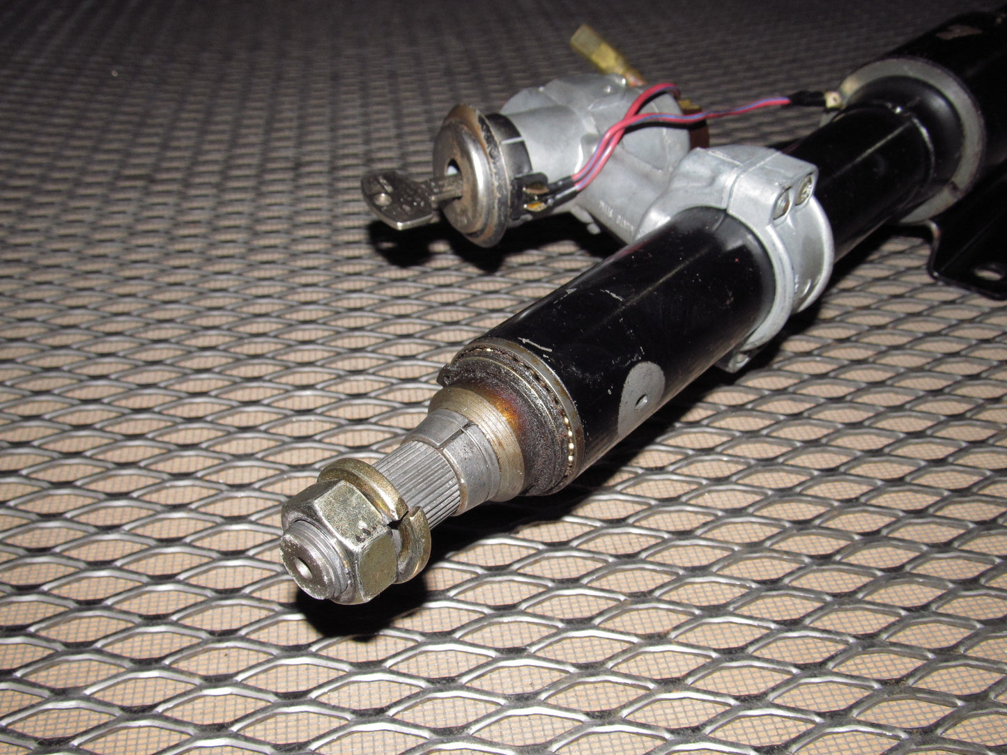 72 73 Datsun 240z OEM Steering Column & Key