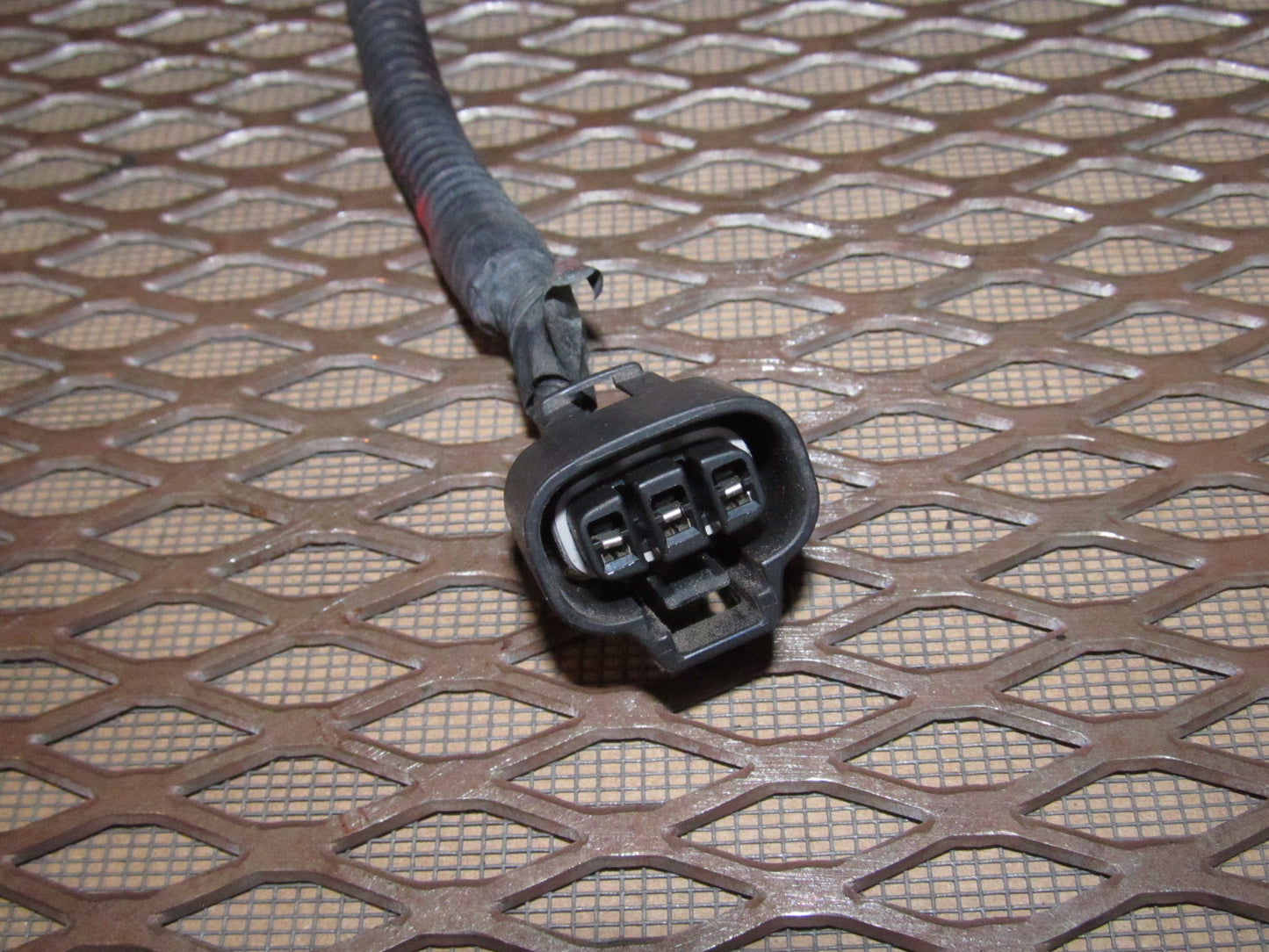 94 95 96 97 Mitsubishi 3000GT OEM Front Turn Signal Light Pigtail Harness - Left