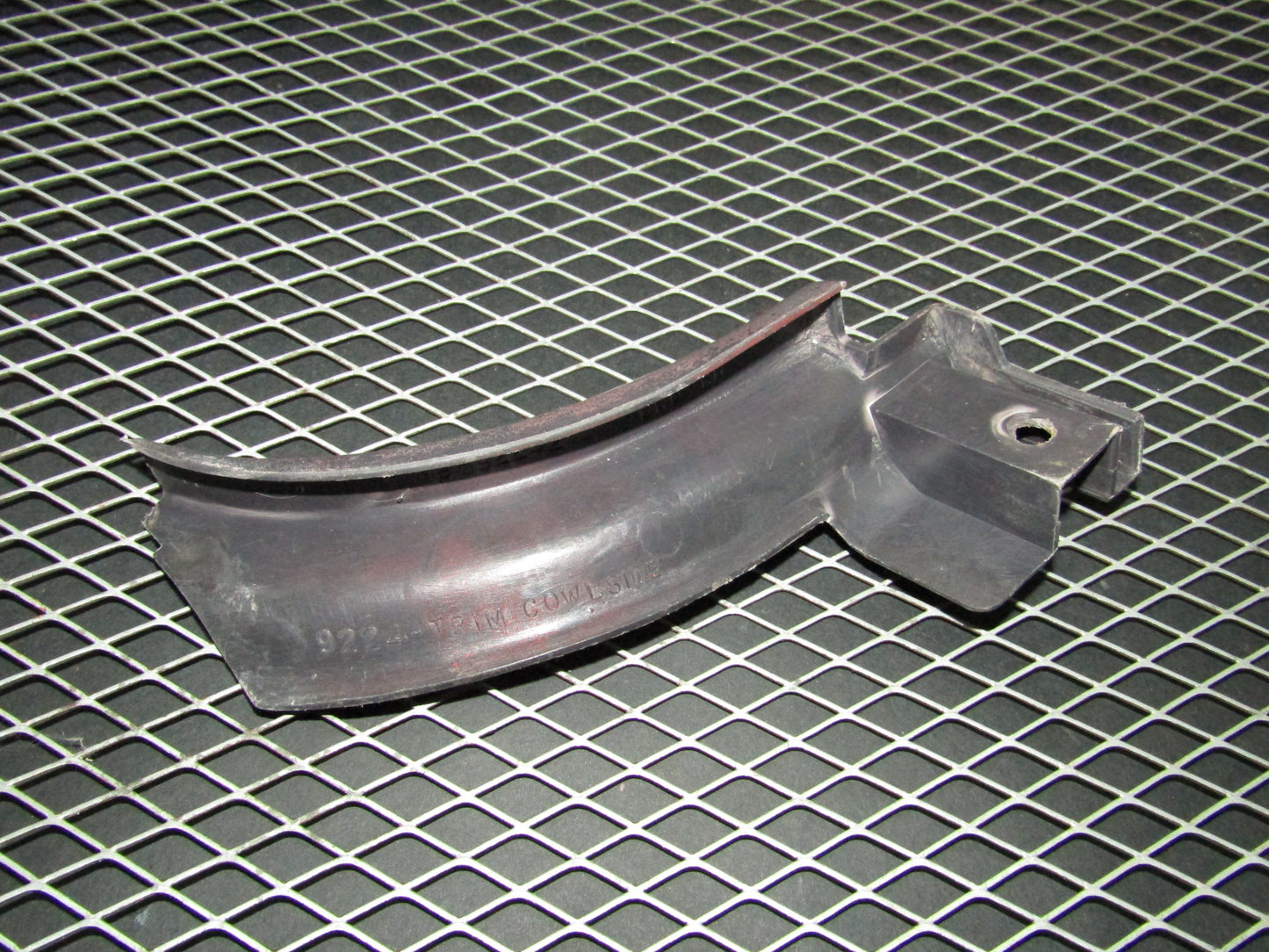 94 95 96 97 Mitsubishi 3000GT OEM Door Kick Panel Belt Line Cover Trim - Right