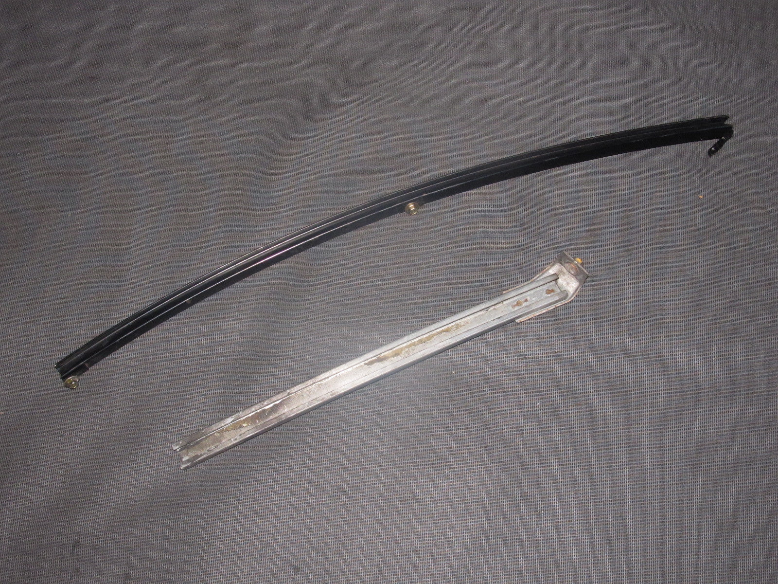 94 95 96 97 Mazda Miata OEM Power Window Guide - Left
