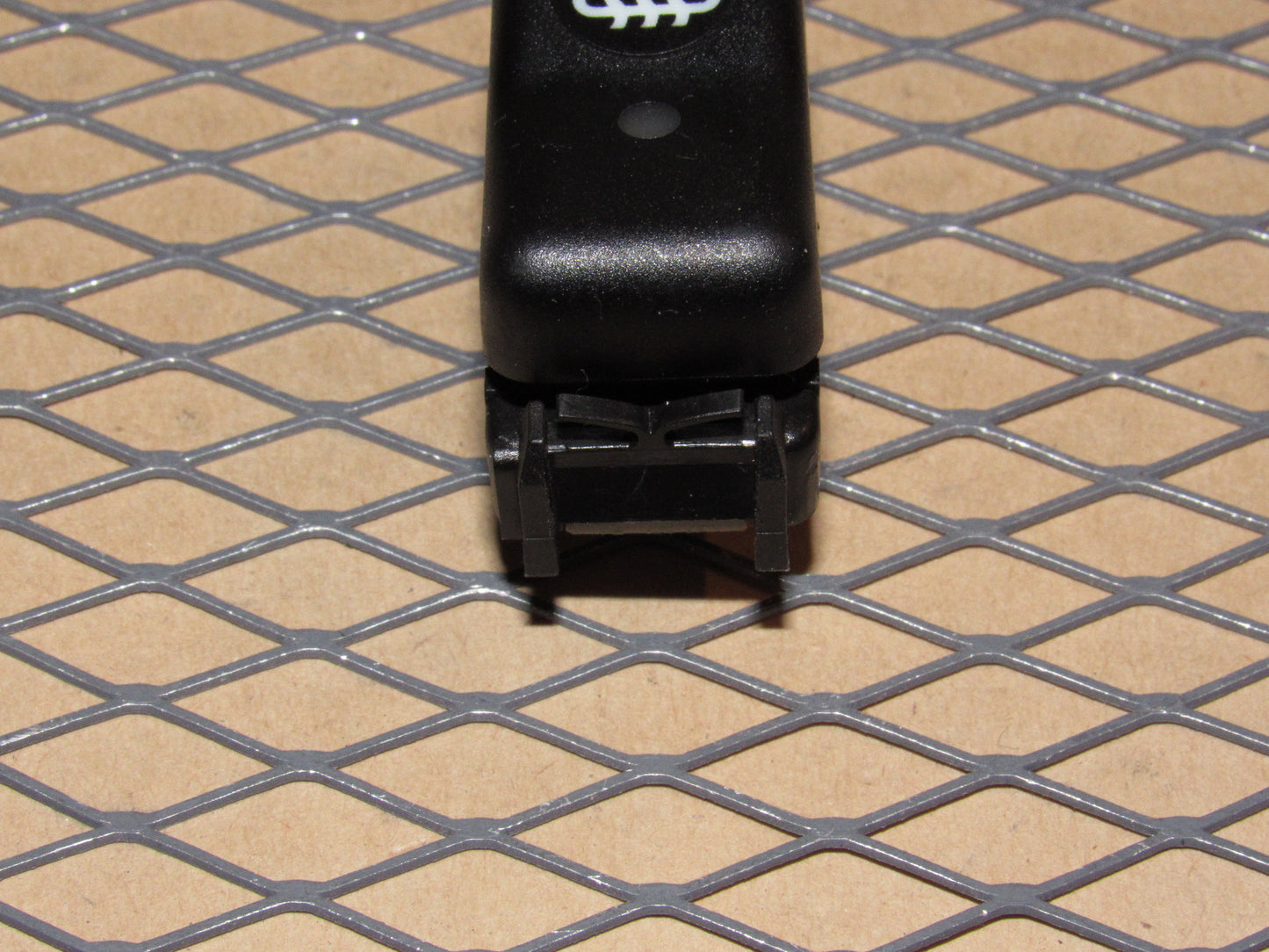 88 89 90 91 92 93 Mercedes Benz 300TE OEM Rear Defroster Switch