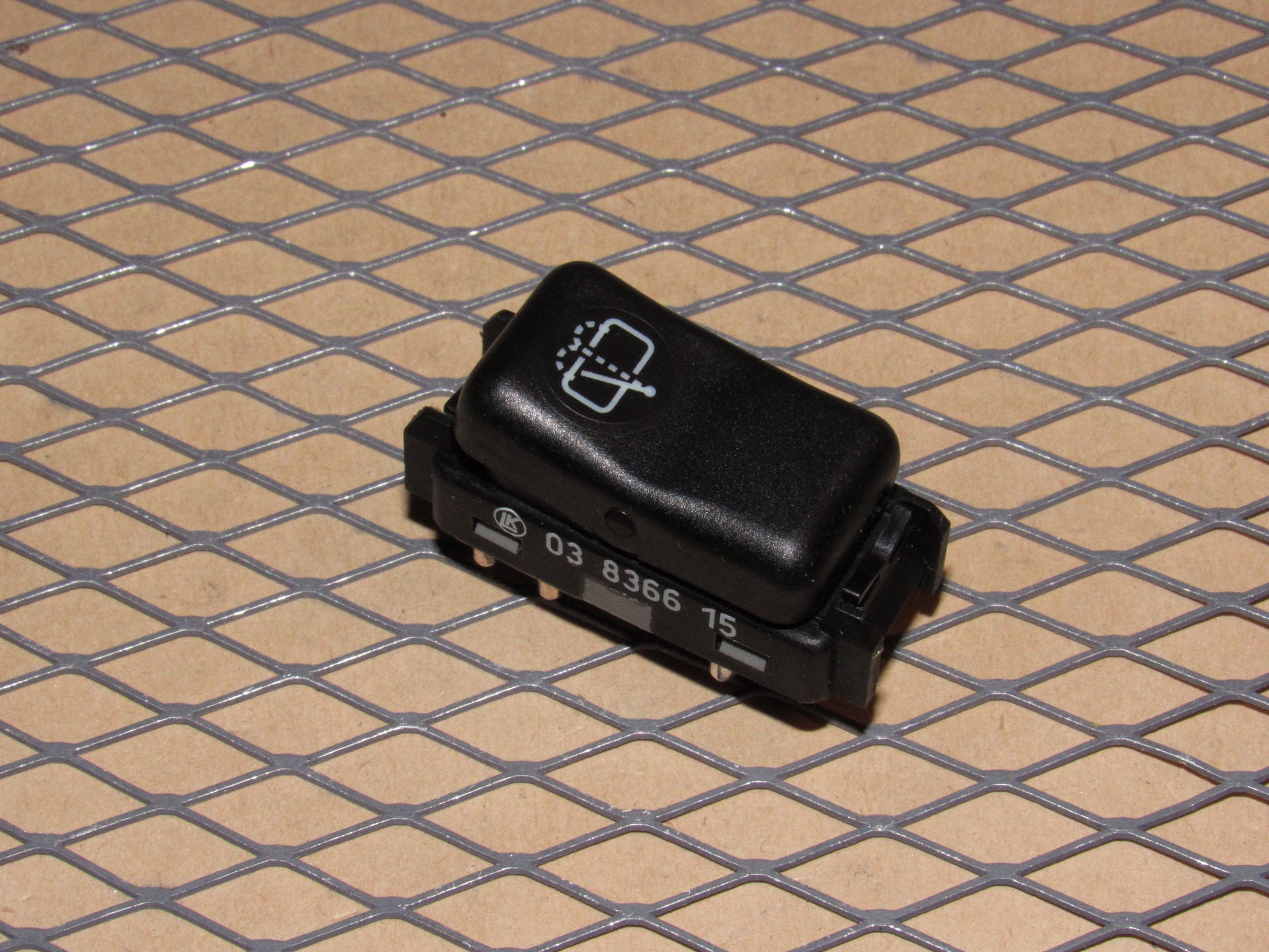 88 89 90 91 92 93 Mercedes Benz 300TE OEM Front Wiper Washer Switch