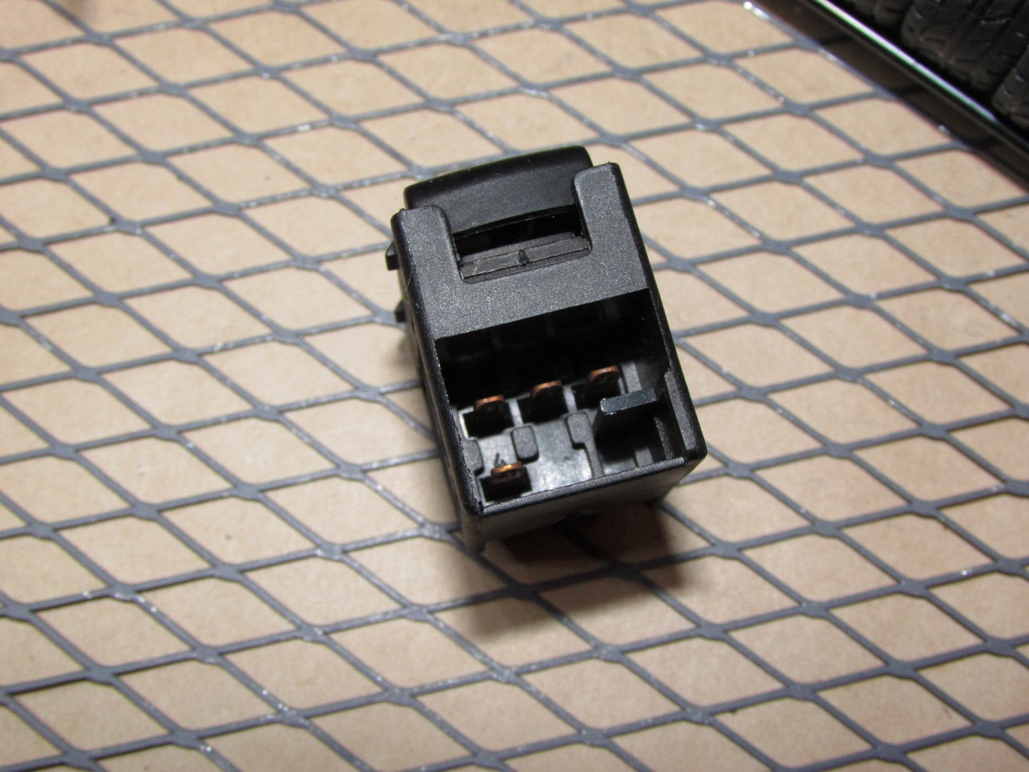 99 00 01 02 03 04 05 Volkswagen Jetta OEM Front Rear Window Switch