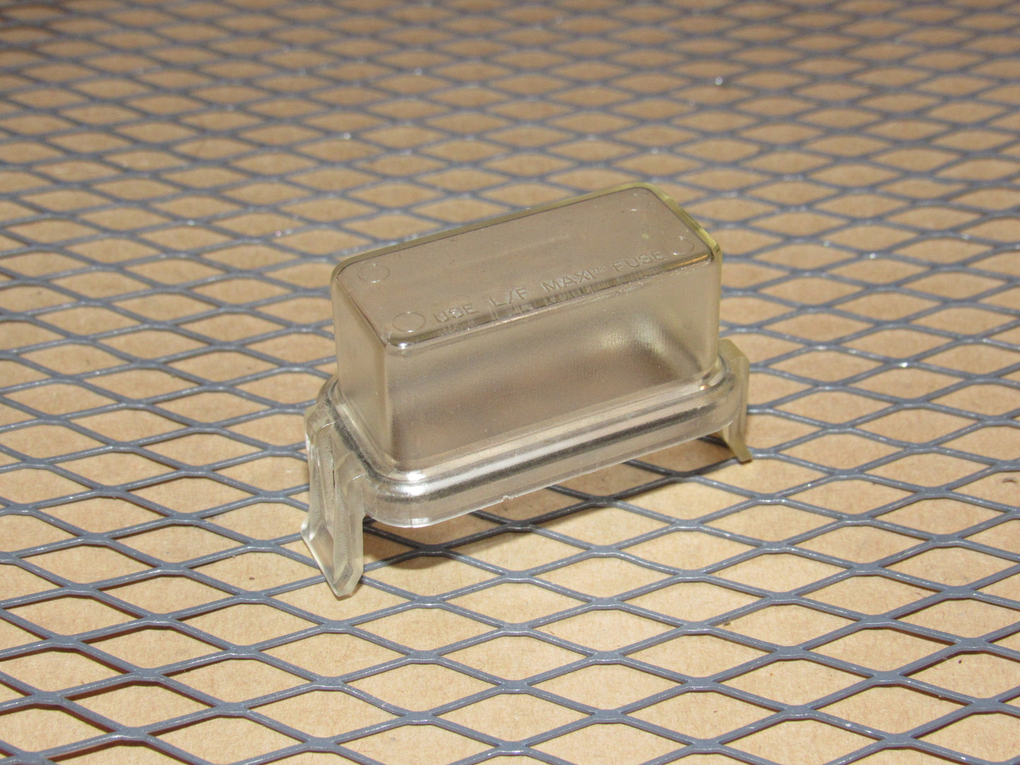 02 03 04 05 Ford Explorer OEM 30A Maxi Fuse Circuit Breaker Fuse Holder Box Cover Cap