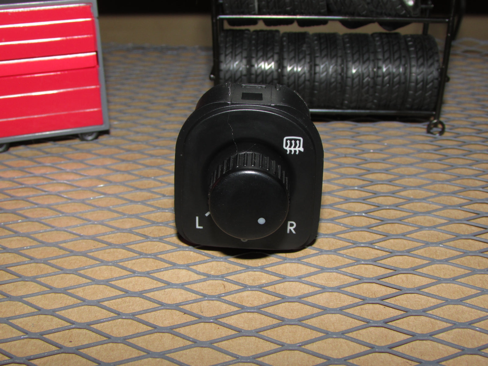 09 10 11 12 13 14 15 16 Volkswagen Tiguan OEM Power Mirror Switch