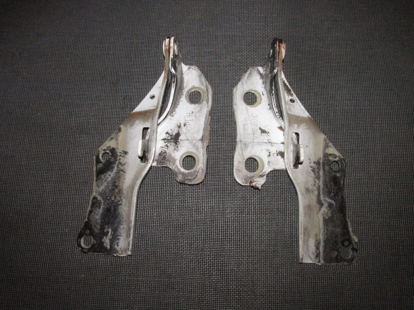 90 91 92 93 94 95 96 Nissan 300zx OEM Hood Hinges - Set – Autopartone