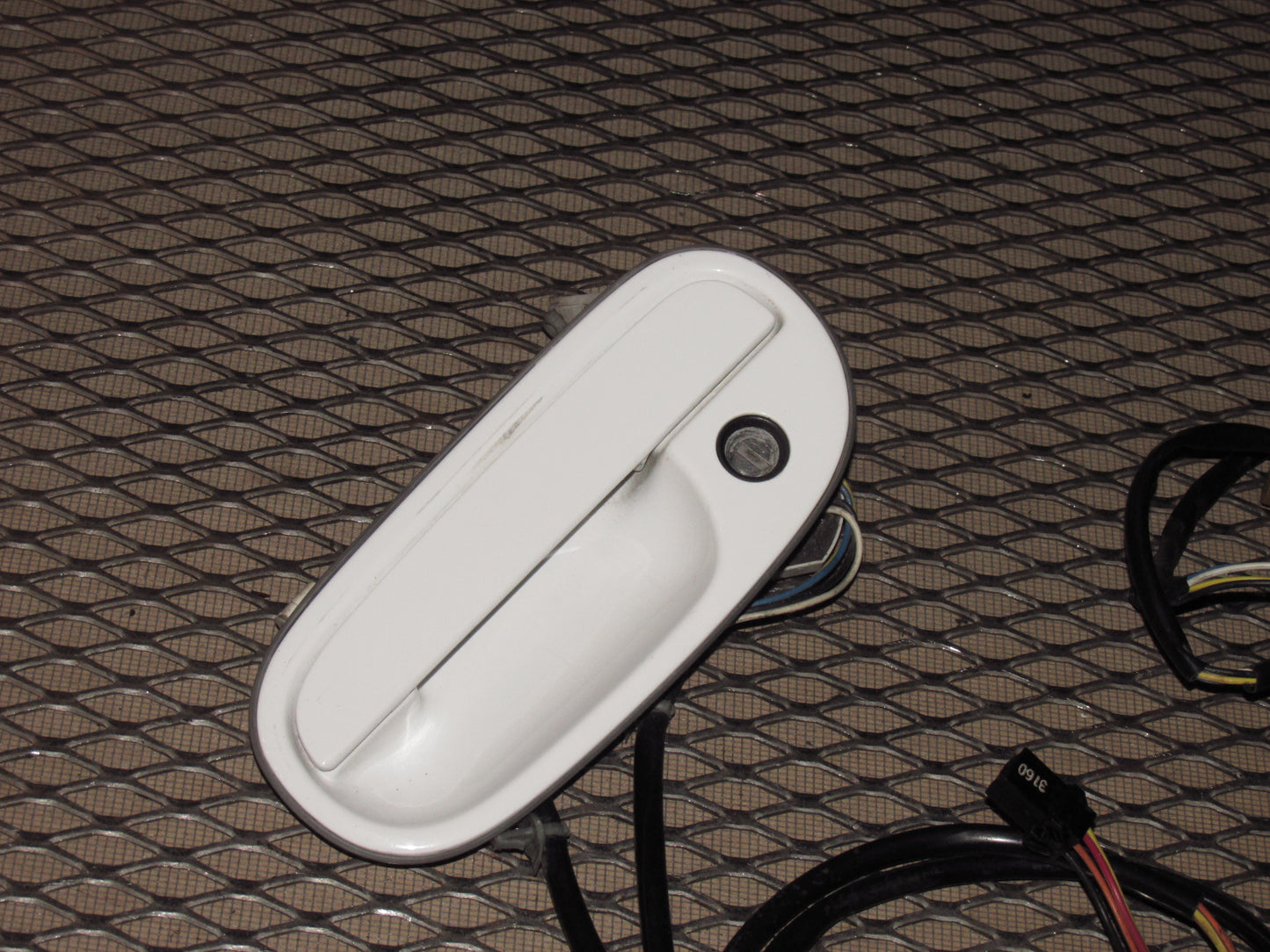 90 91 92 93 94 95 96 Nissan 300zx OEM Exterior Door Handle - Set