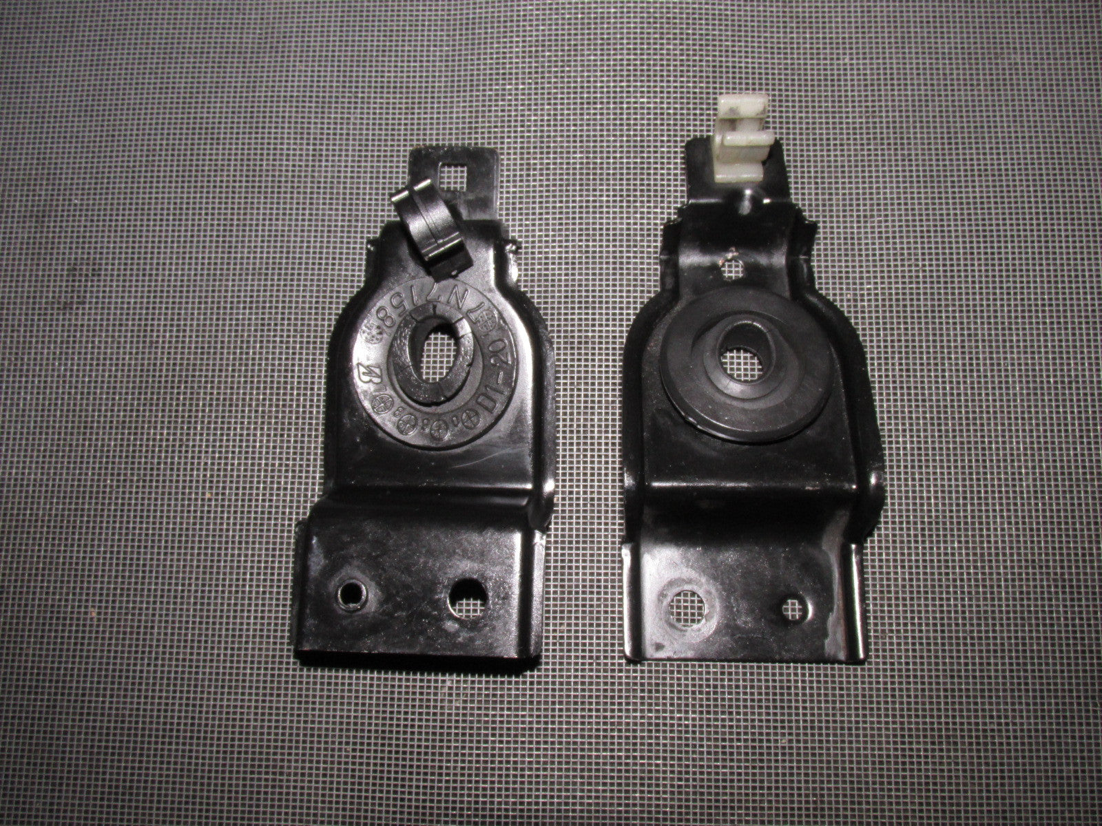 90 91 92 93 94 95 96 Nissan 300zx OEM Upper Radiator Mount - Set