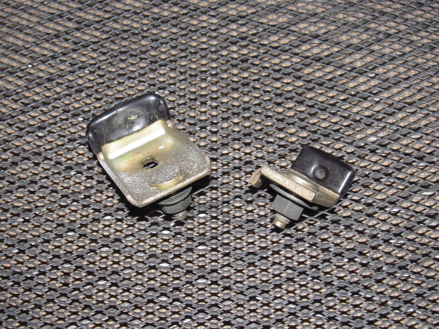 90 91 92 93 94 95 96 Nissan 300zx OEM Door Window Stopper - Left