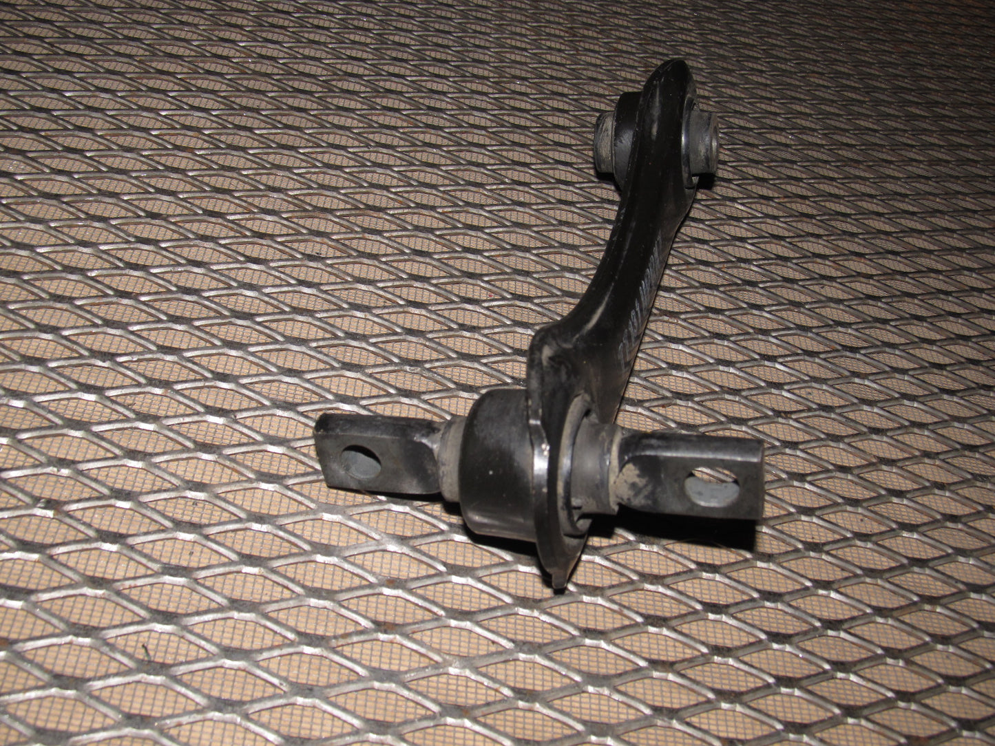90 91 92 93 Acura Integra OEM Rear Upper Camber Control Arm Link - Right