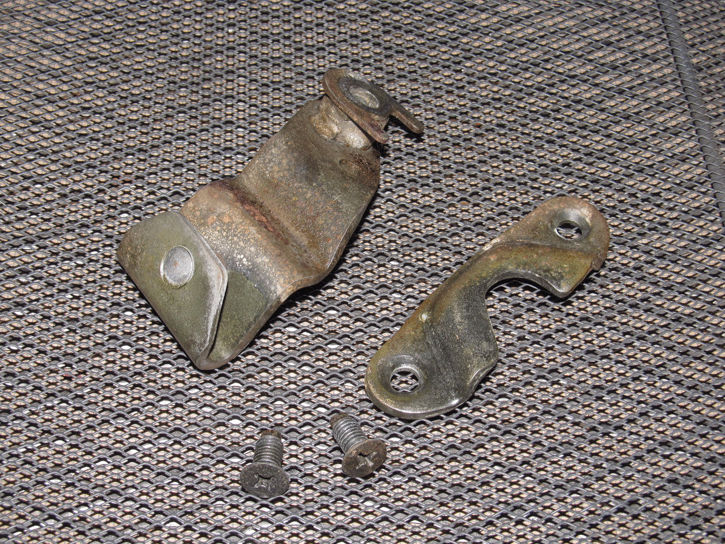 90 91 92 93 Nissan 300ZX OEM Door Upper Latch Striker - Left