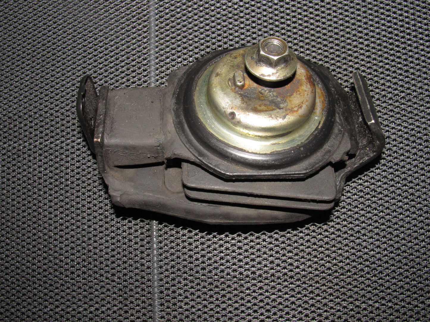 91 92 93 94 Nissan 240SX OEM KA24DE Motor Mount - Right
