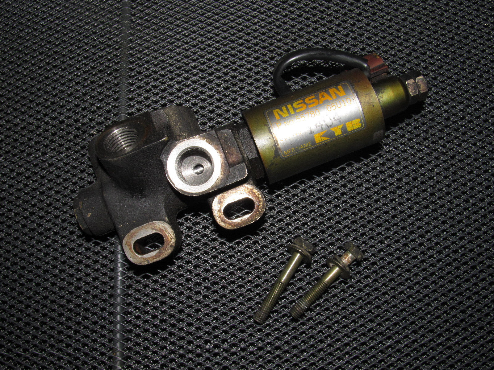 91 92 93 94 Nissan 240SX OEM Rear HICAS Hydraulic Cylinder Pump