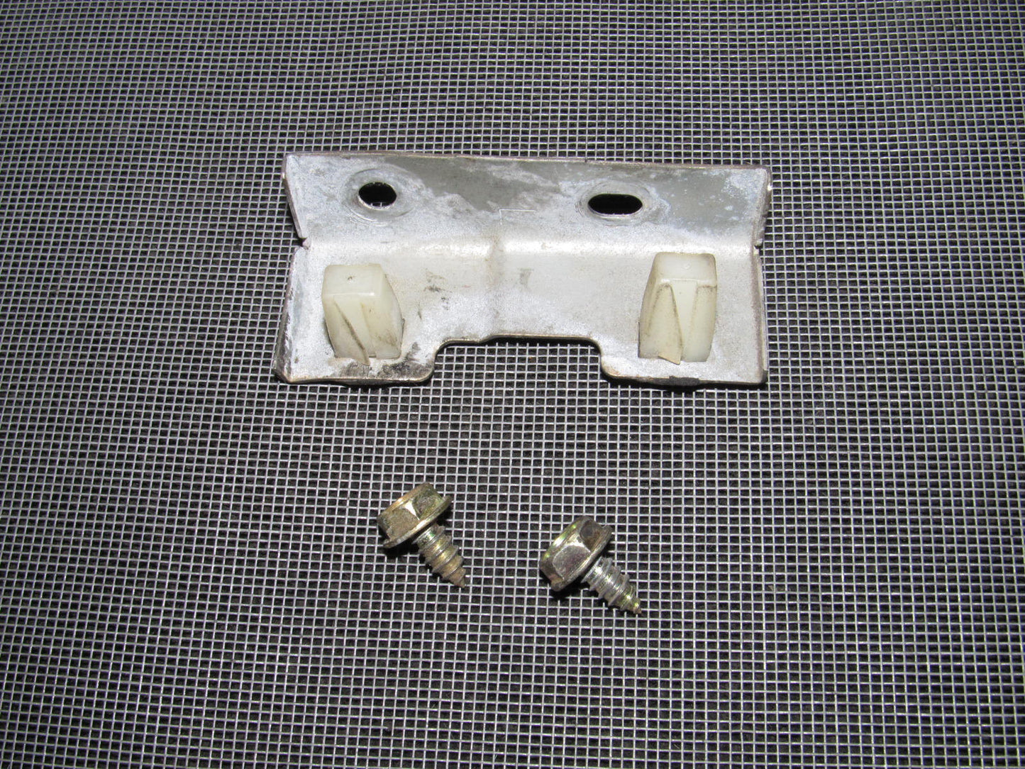 90 91 92 93 94 95 96 Nissan 300zx OEM Door Panel Bracket - Left