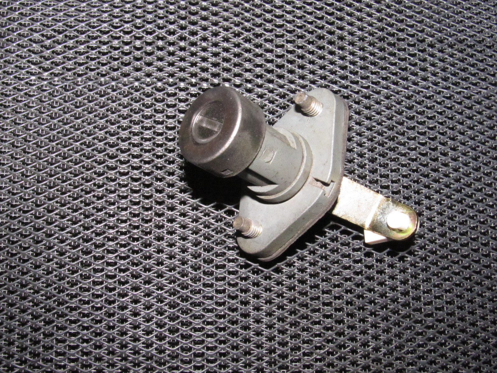 94 95 96 97 Mazda Miata OEM Trunk Lock