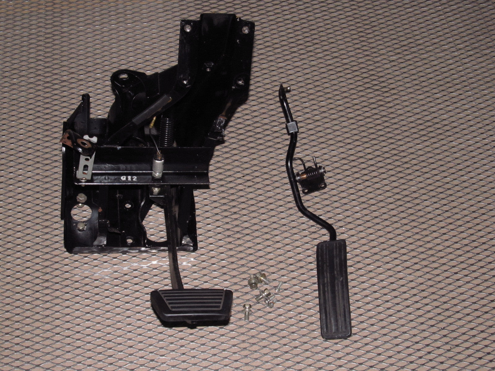72 73 Datsun 240z OEM A/T Pedal Assembly
