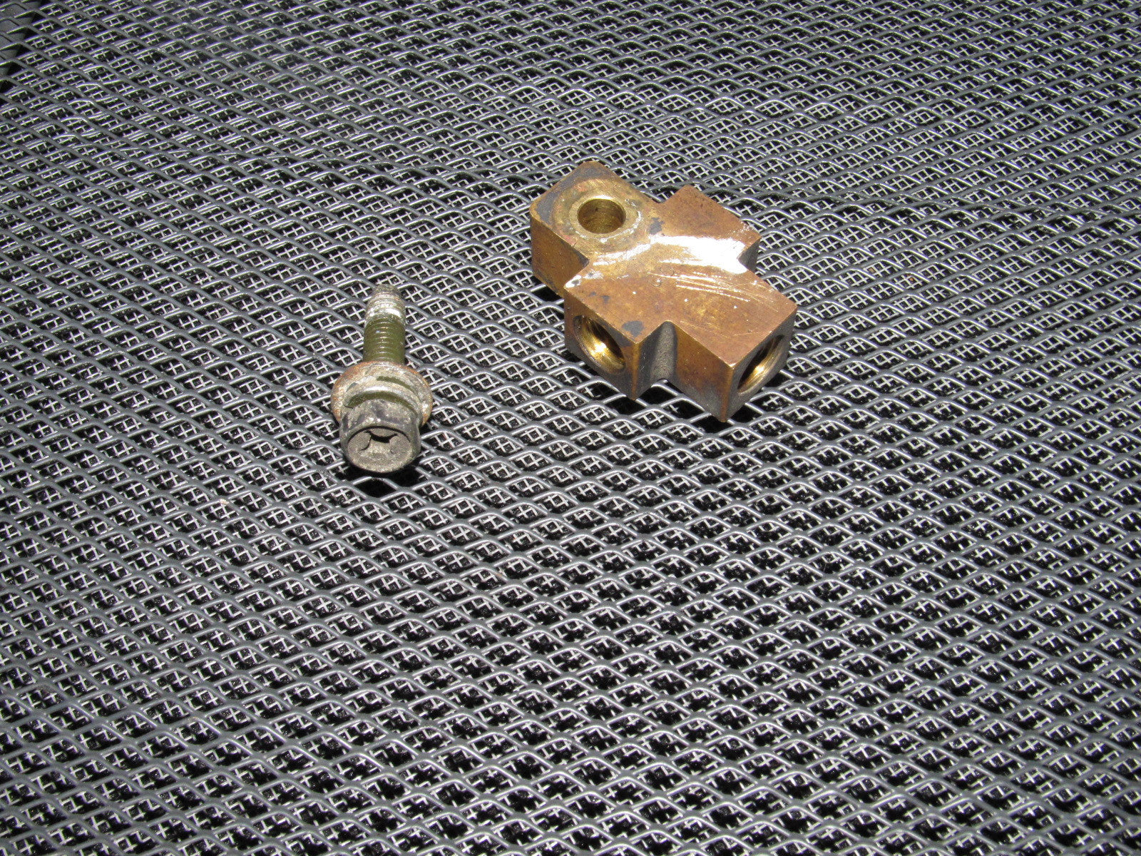 89 90 91 92 93 94 Nissan 240SX OEM Rear Brake Proportional Valve