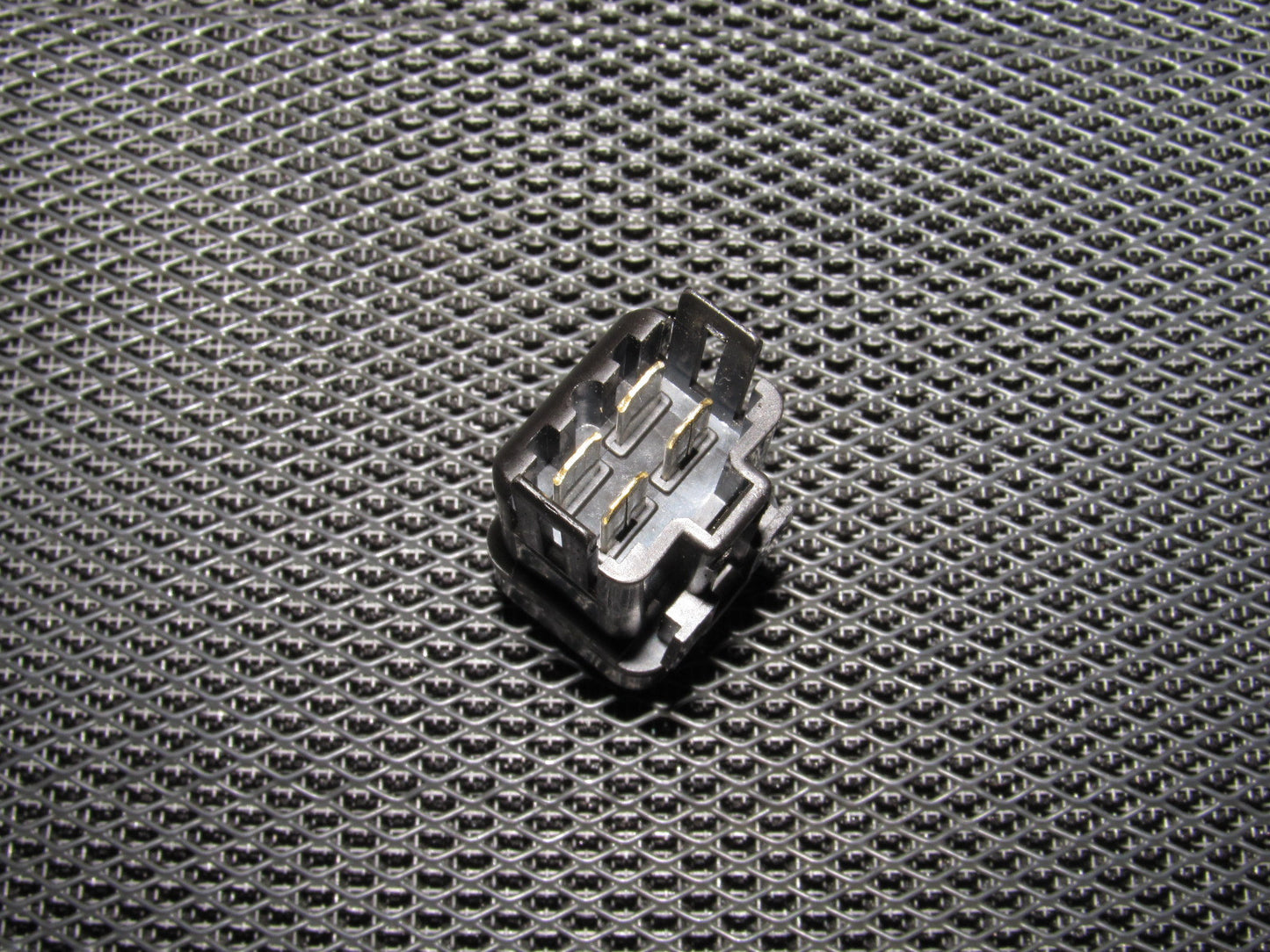 94 95 96 97 Mazda Miata OEM Defroster & Antenna Relay