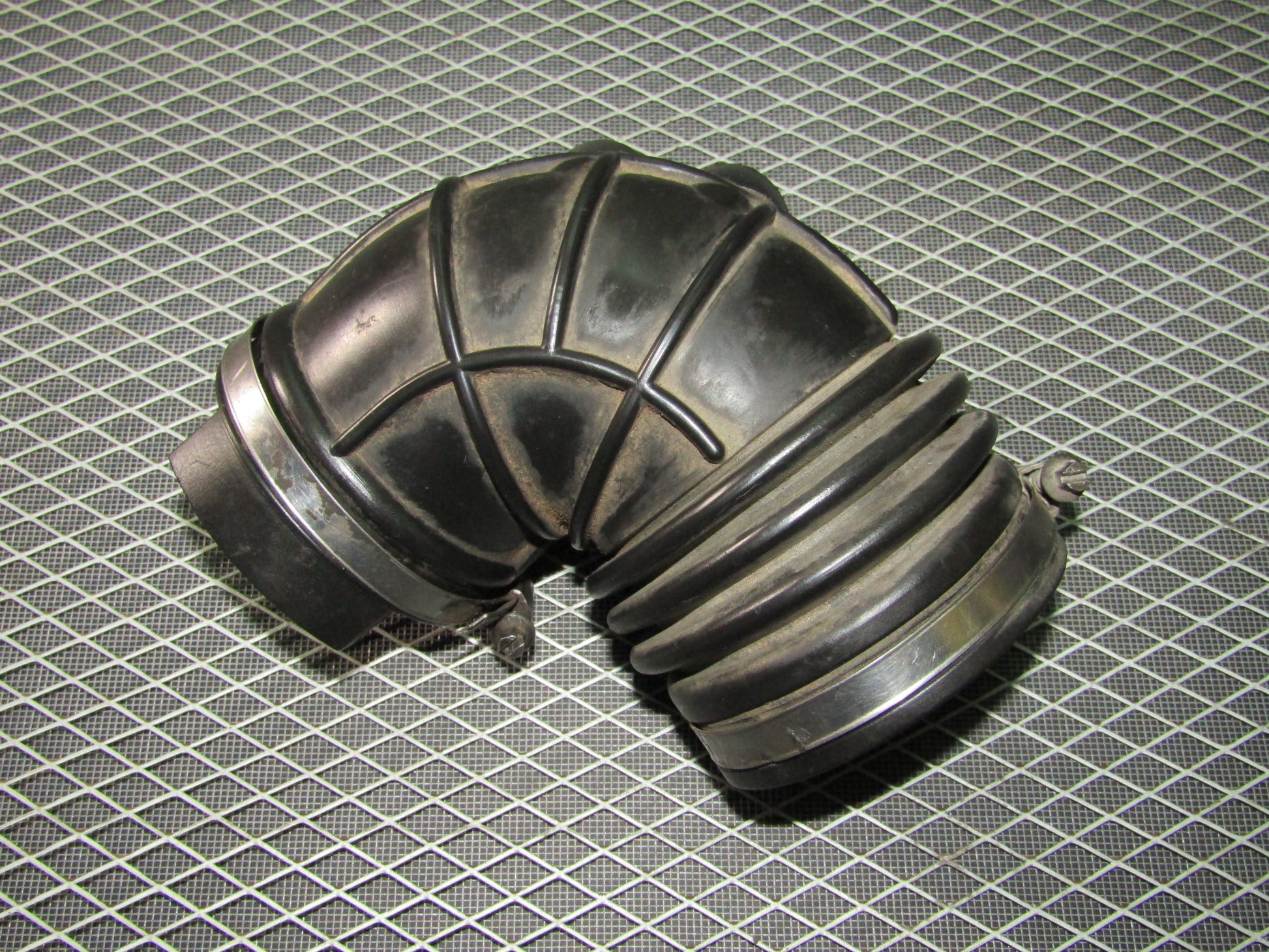 1992-1995 BMW 325 OEM Intake Air Duct Hose