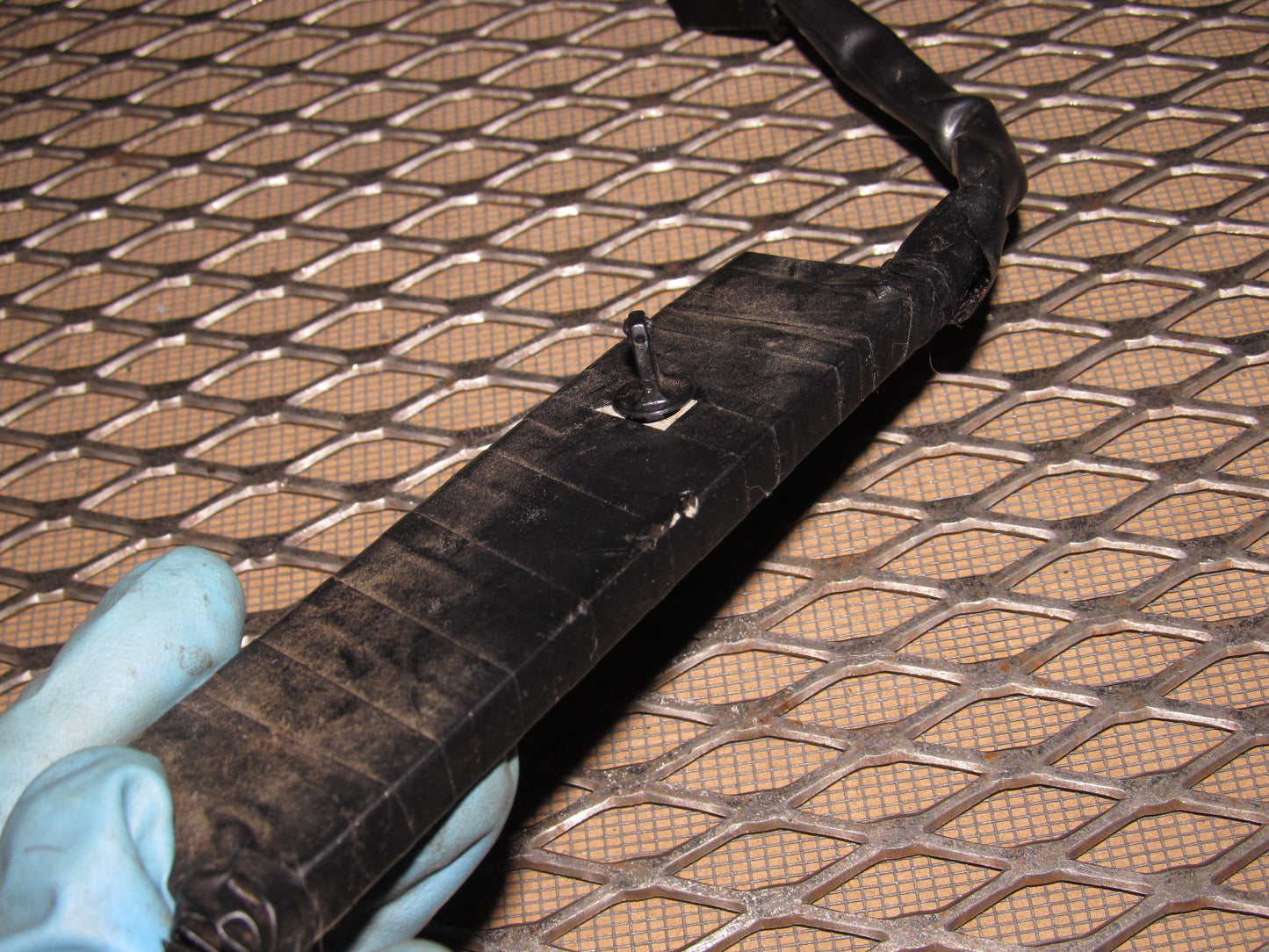 90 91 92 93 Acura Integra OEM Front Seat Belt Buckle Extension Wire Harness - Right