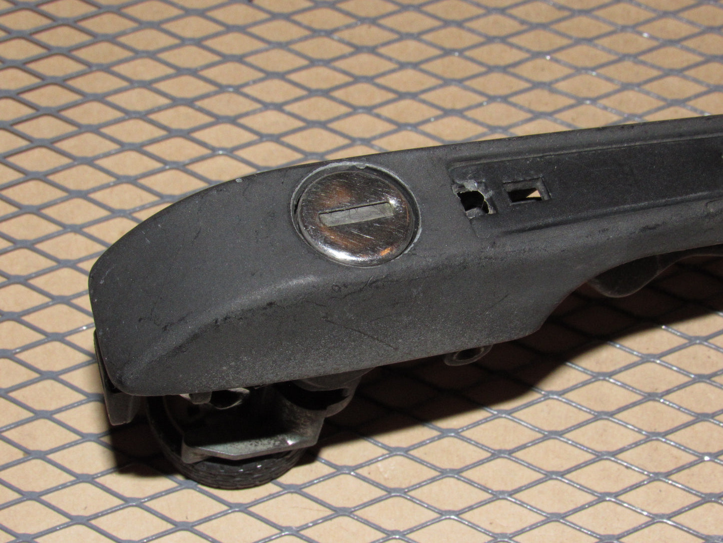 85 86 87 88 89 90 91 92 Volkswagen Golf OEM Exterior Door Handle - Right