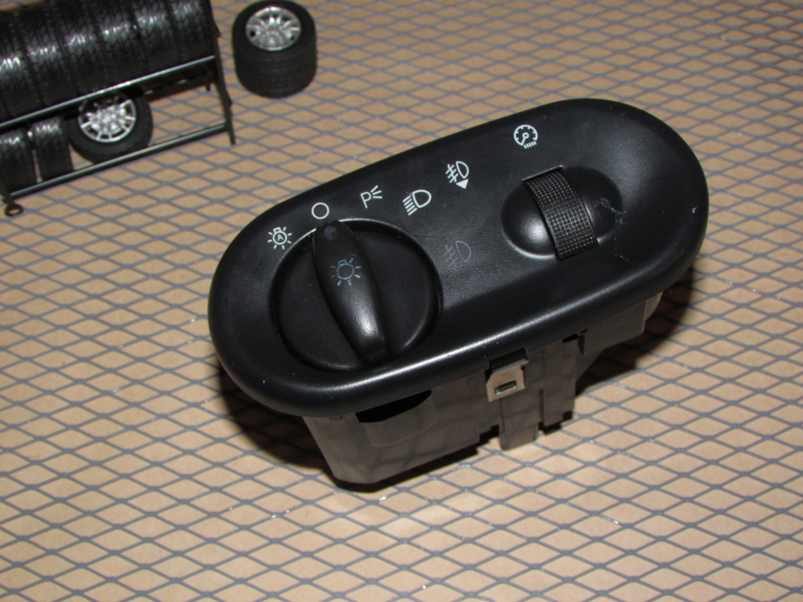 02 03 04 05 Ford Explorer OEM Headlight & illumination Dimmer Switch