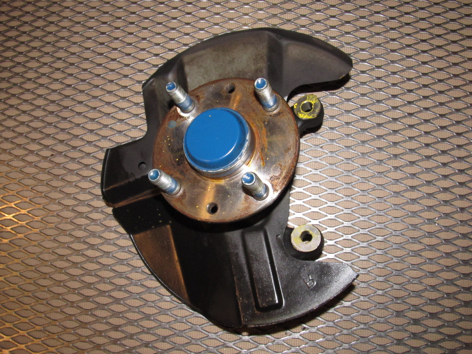 99 00 Mazda Miata OEM Wheel Hub Spindle Assembly - Front Right