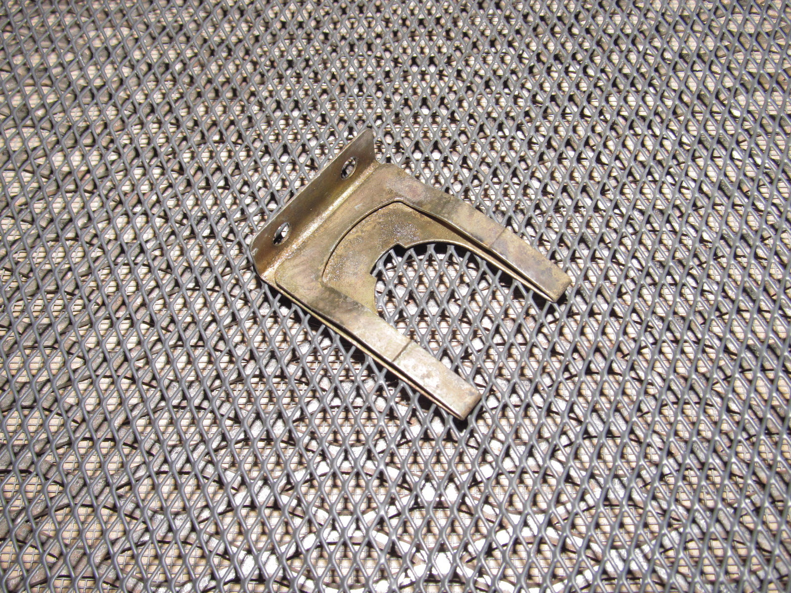 89 90 91 Mazda RX7 OEM Trunk Lock Cylinder Tumbler Lock Clip