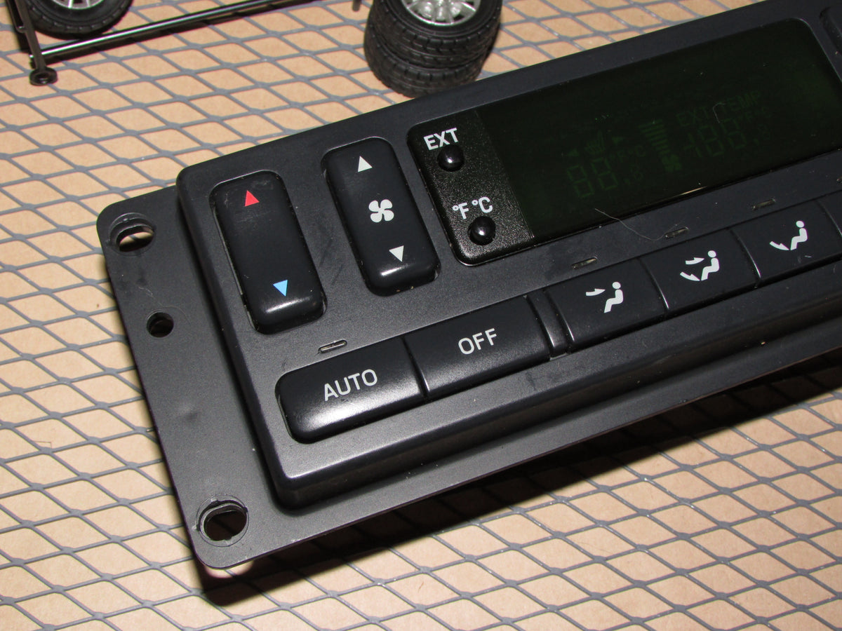 02 03 04 05 Ford Explorer OEM Digital A/C Heater Temperature Climate Control