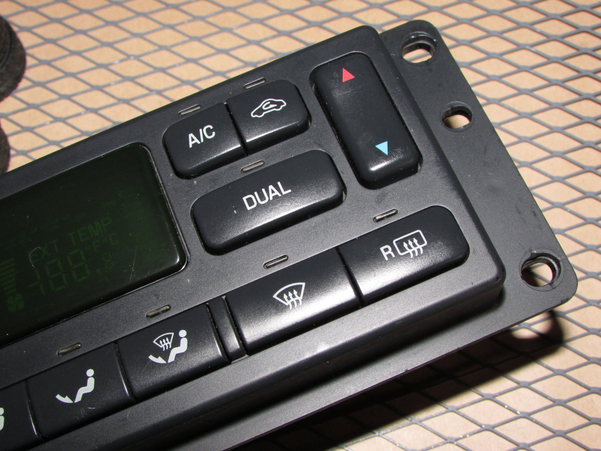 02 03 04 05 Ford Explorer OEM Digital A/C Heater Temperature Climate Control