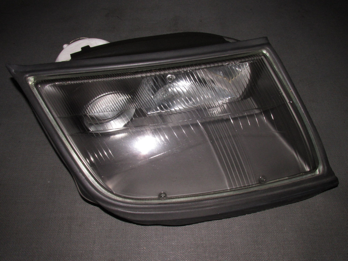 90 91 92 93 94 95 96 Nissan 300zx OEM Headlight - Right