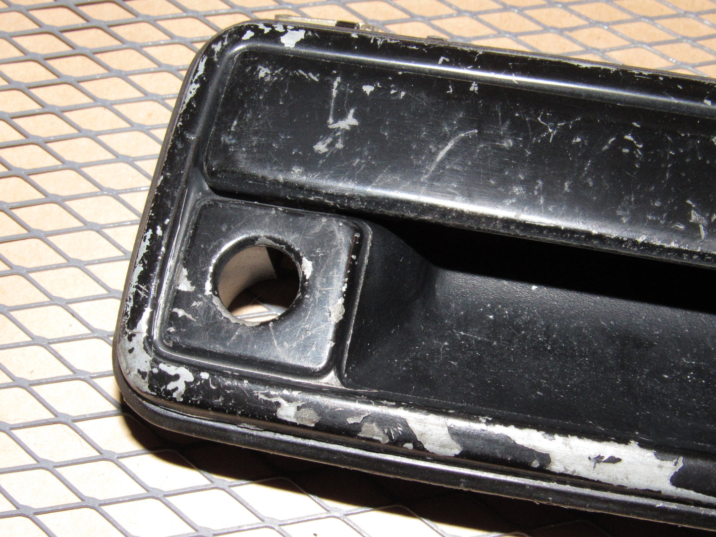 86 87 88 89 Hyundai Excel OEM Exterior Door Handle - Right