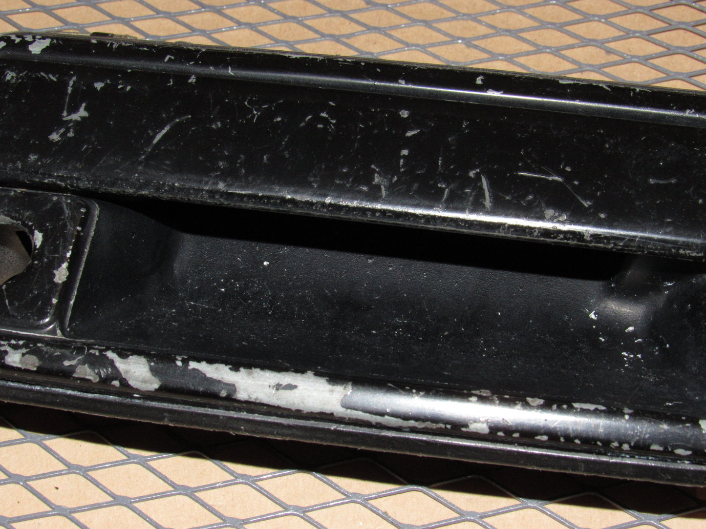 86 87 88 89 Hyundai Excel OEM Exterior Door Handle - Right