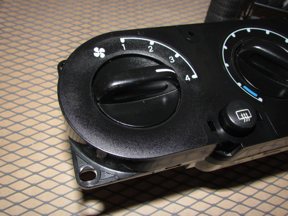 02 03 04 05 Ford Explorer OEM Manual A/C Heater Temperature Climate Control