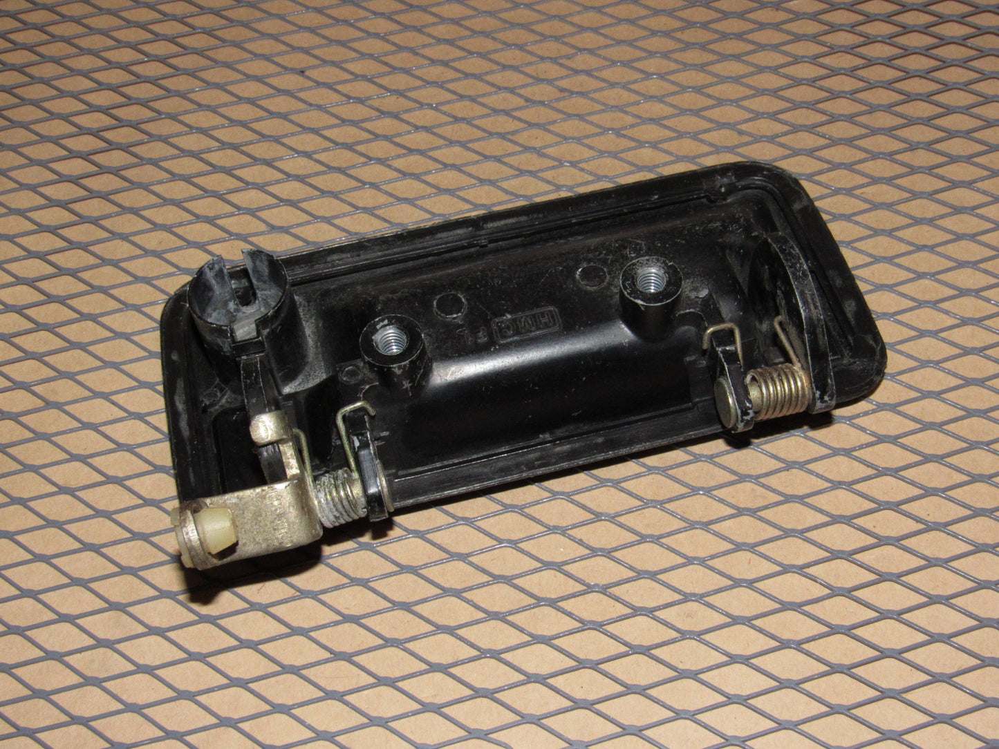 86 87 88 89 Hyundai Excel OEM Exterior Door Handle - Right