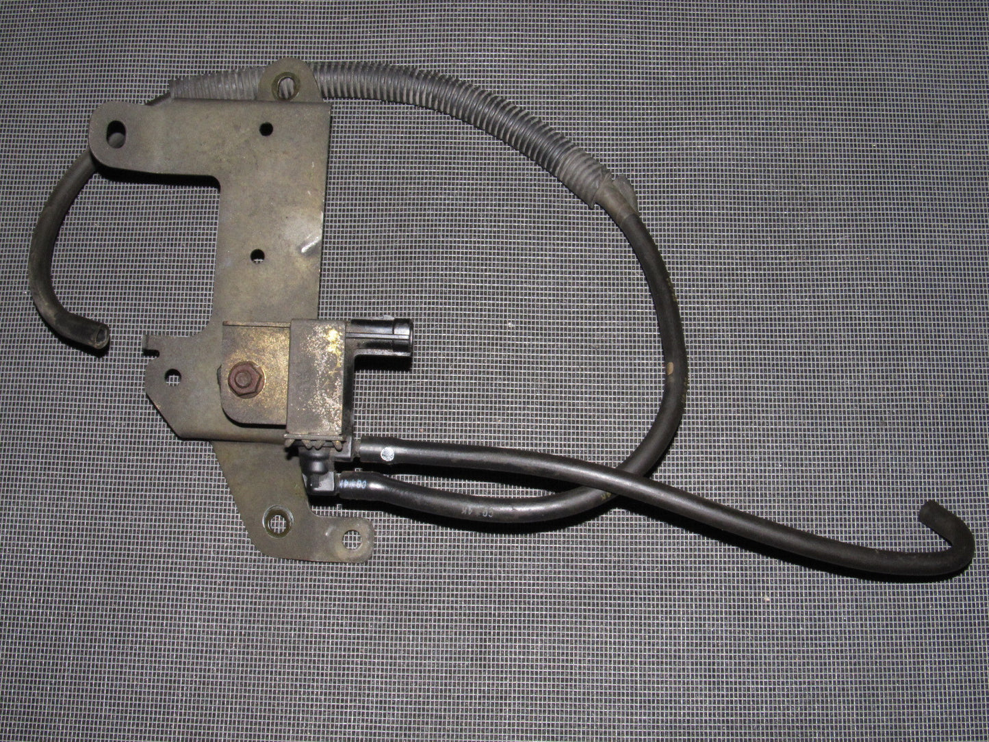 94 95 96 97 Mazda Miata OEM VSV Vacuum Valve Switch