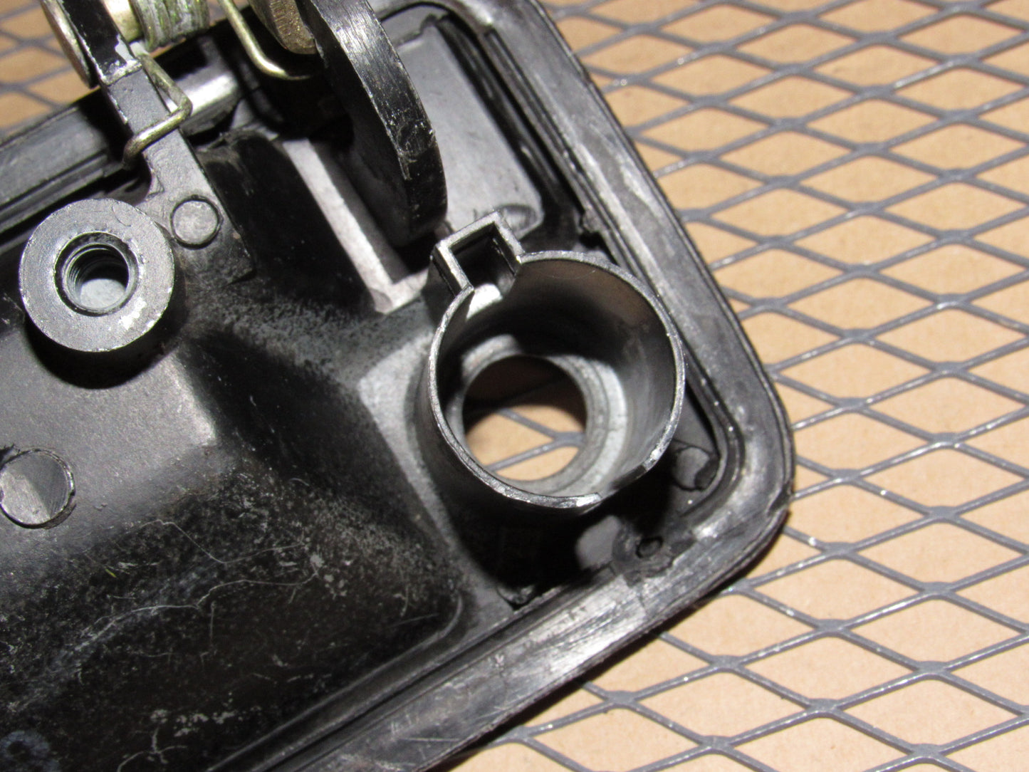 86 87 88 89 Hyundai Excel OEM Exterior Door Handle - Right