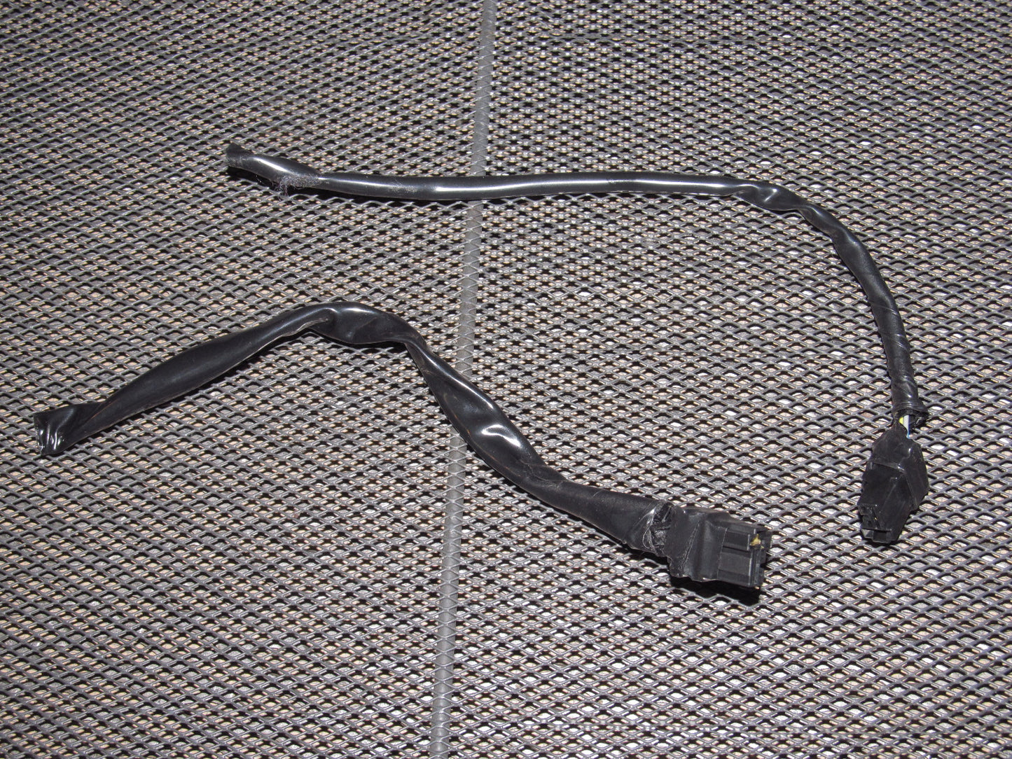 94 95 96 97 Mitsubishi 3000GT OEM Rear Speaker Pigtail Harness
