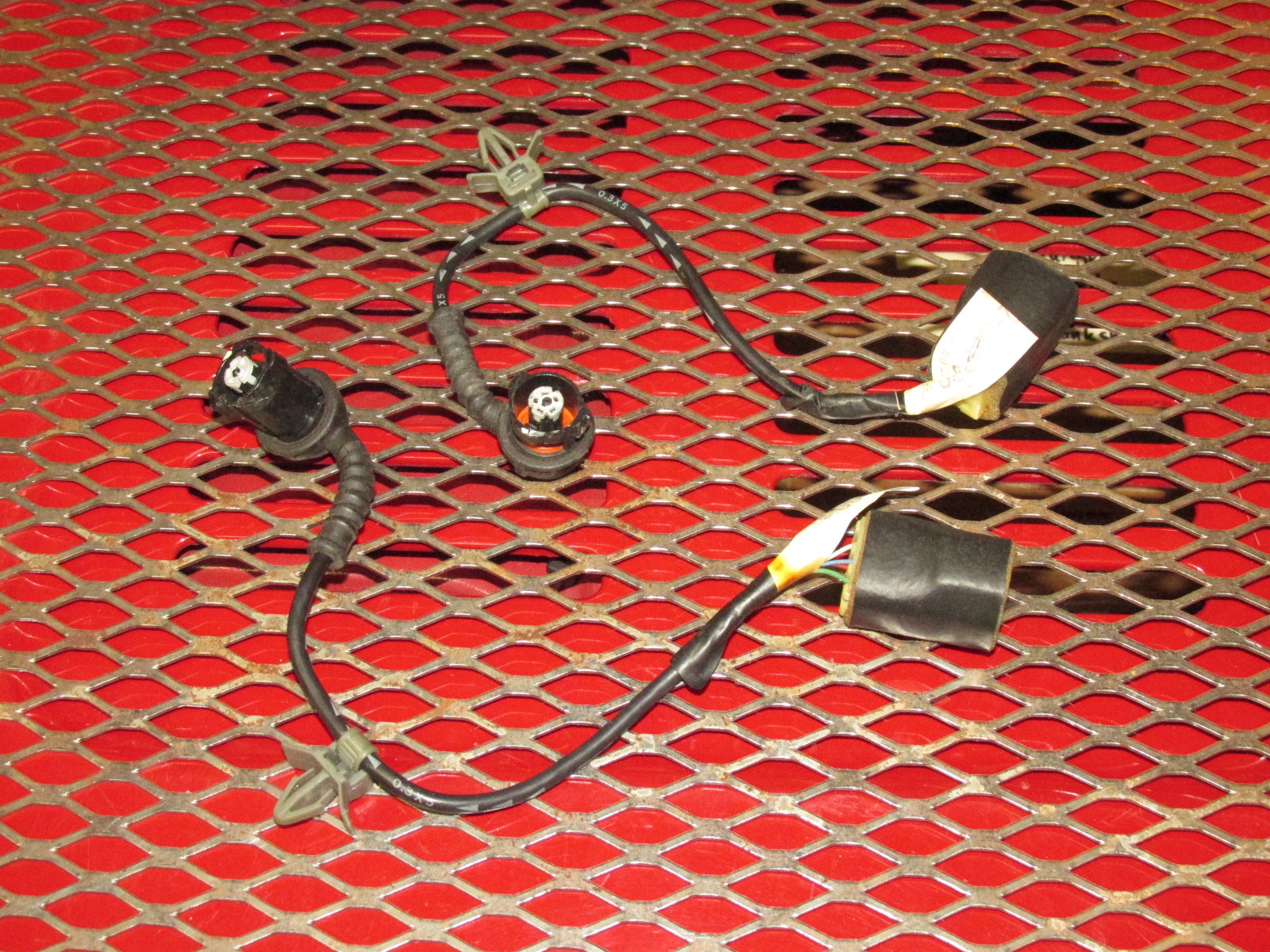 87 88 89 Nissan 300zx OEM Rear Shock Wiring Harness Plug Connector