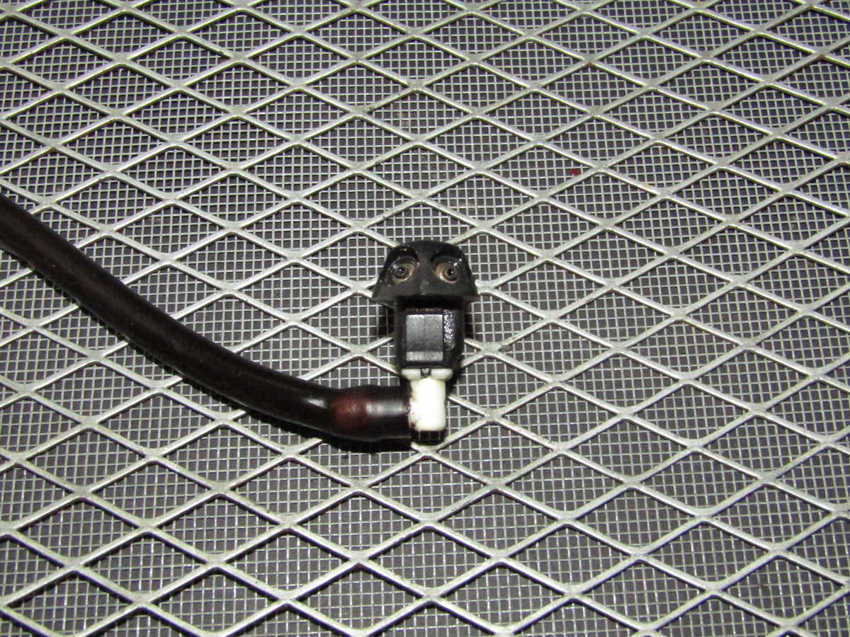 93 94 95 96 97 Honda Del Sol OEM Front Wiper Nozzle - Left