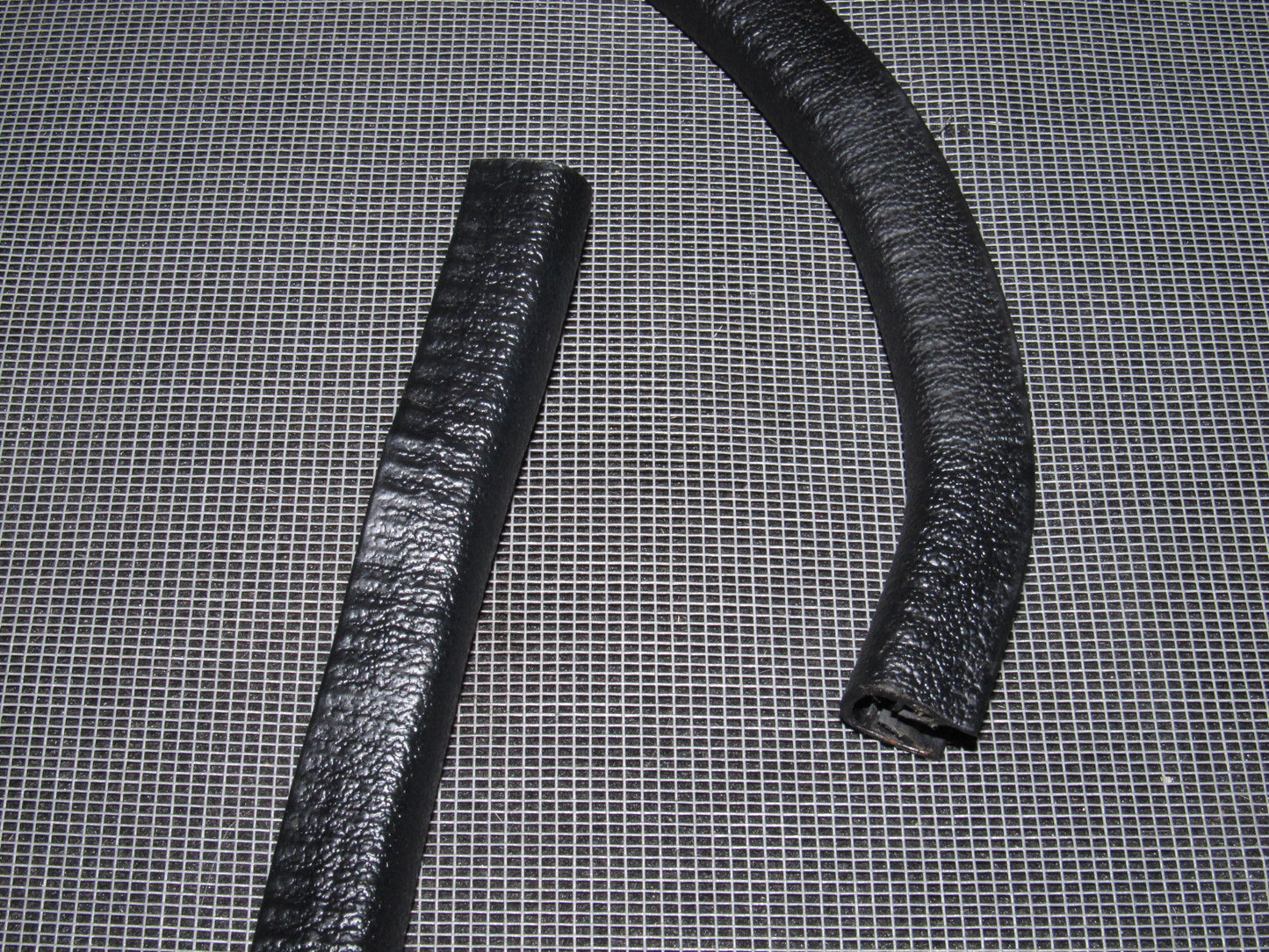 94 95 96 97 Mazda Miata OEM Door Belt Line Moulding Stripping