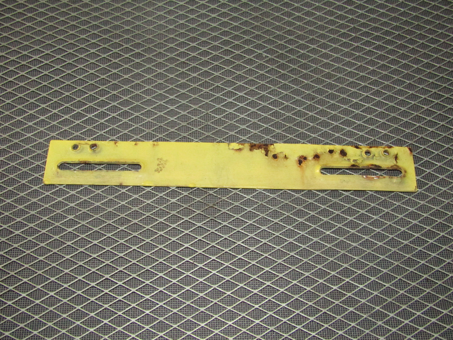 1992-1995 BMW 325 Sedan OEM Rear License Plate Bracket